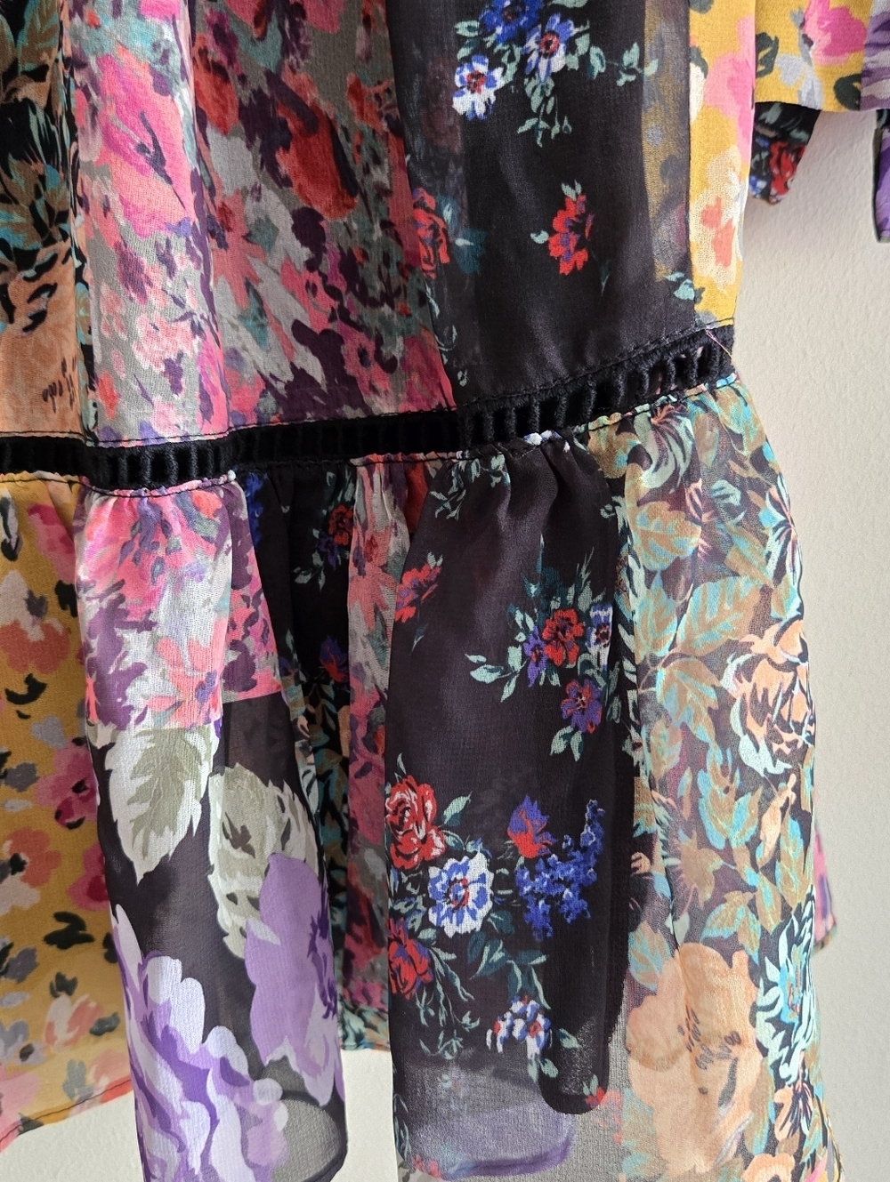 Zara Amelia Floral Patchwork Longsleeve Button Down Mini Dress Size Medium - Picture 9 of 15